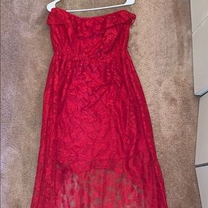 Strapless High-low red lace dress